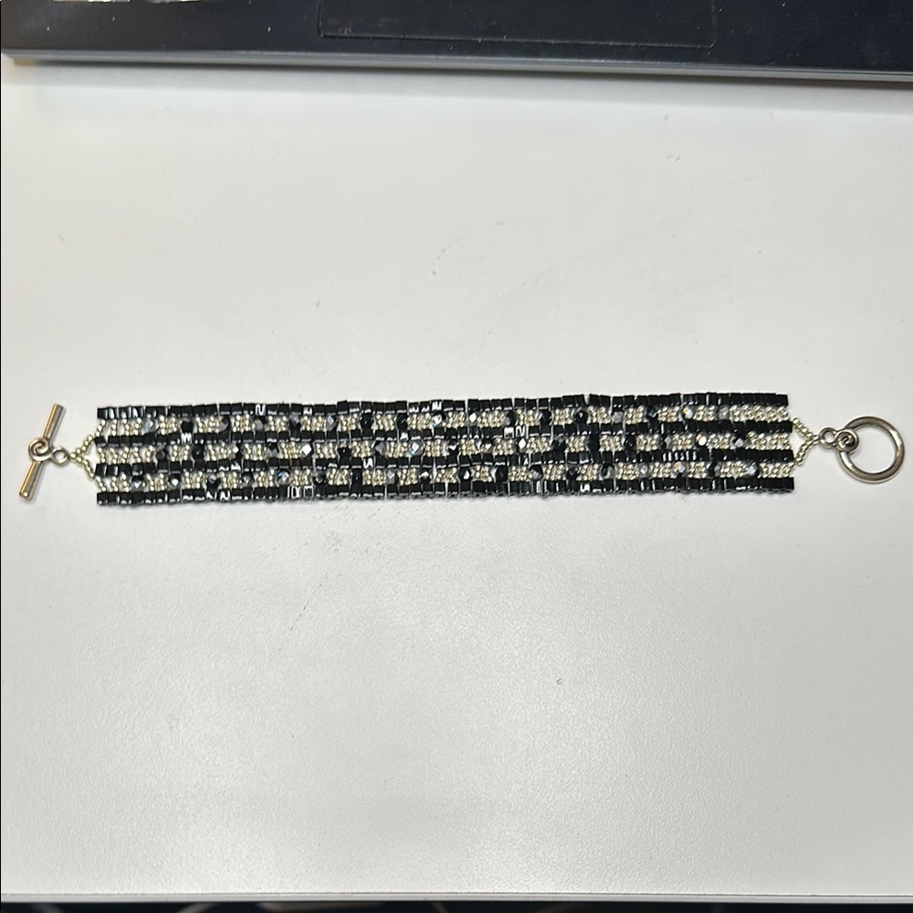 Elegant Black and Silver Bracelet